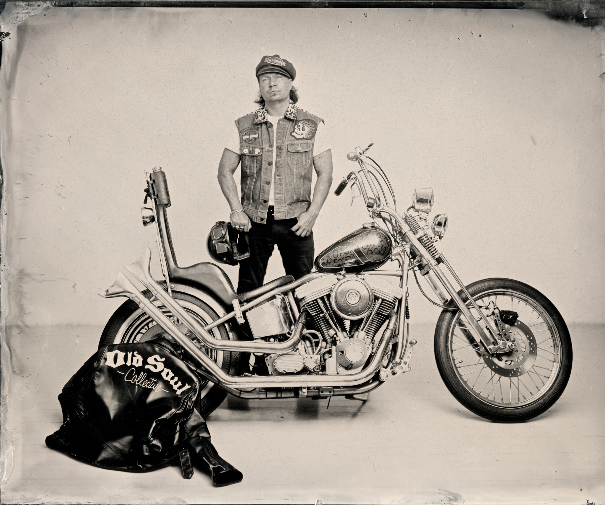 Uniikki kuva kerrallaan – Marko Rantasen märkälevyprosessi 1 Uniikki kuva kerrallaan – Marko Rantasen märkälevyprosessi